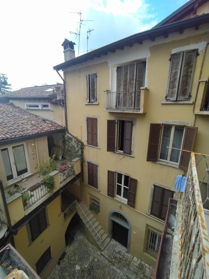 Casa Lalla In Centro Storico A Bergamo Kültér fotó
