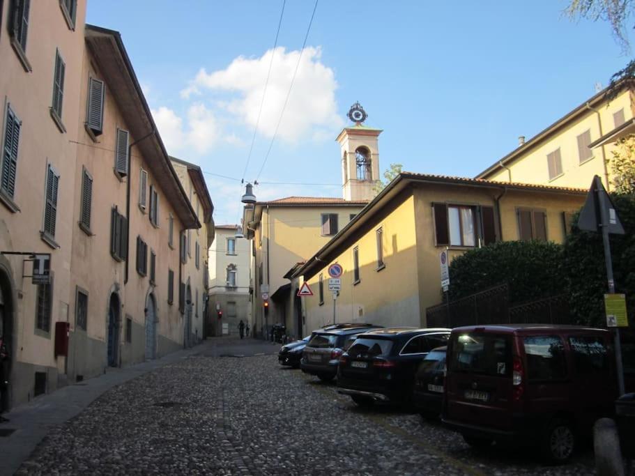 Casa Lalla In Centro Storico A Bergamo Kültér fotó